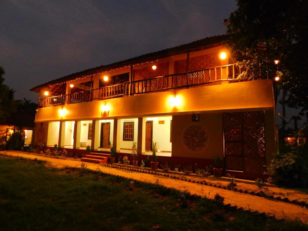 Hotel Gram Bangla Retreat Kalkutta Exterior foto
